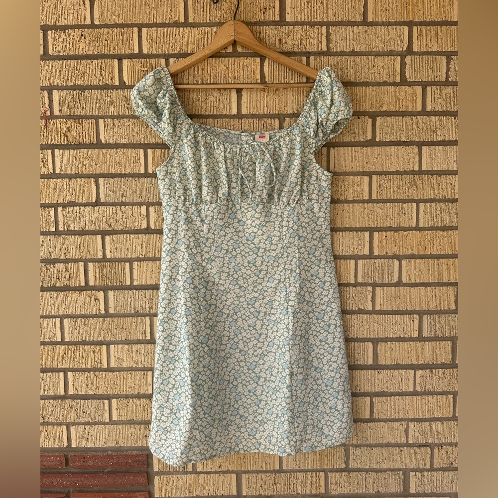 Levi’s floral mini dress, NWT